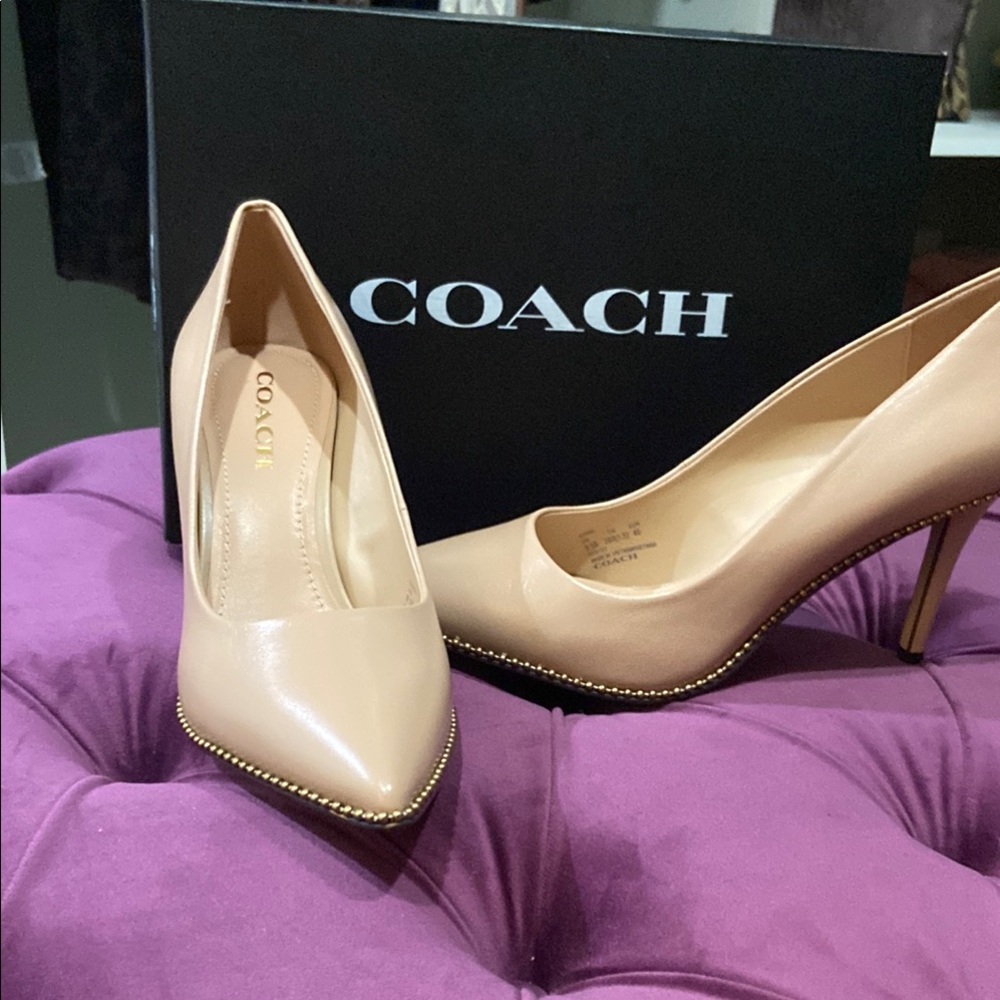 Coach Women's Tan Pumps